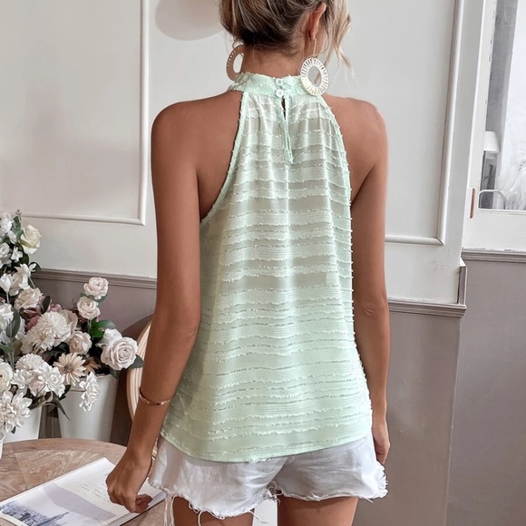 Boho Textured Minimalist Halter Top - Picture 11 of 13